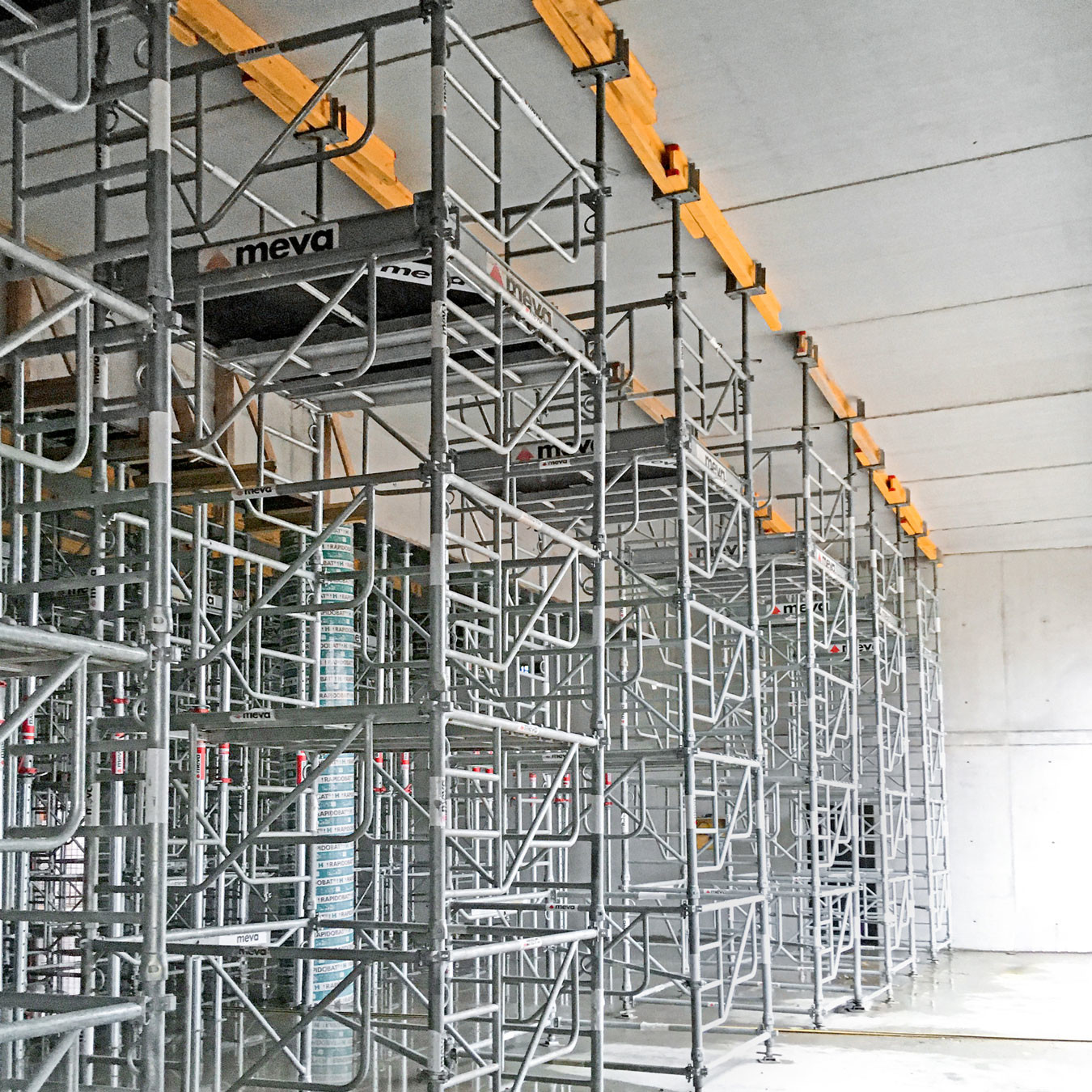 Shoring tower used in concrete construction