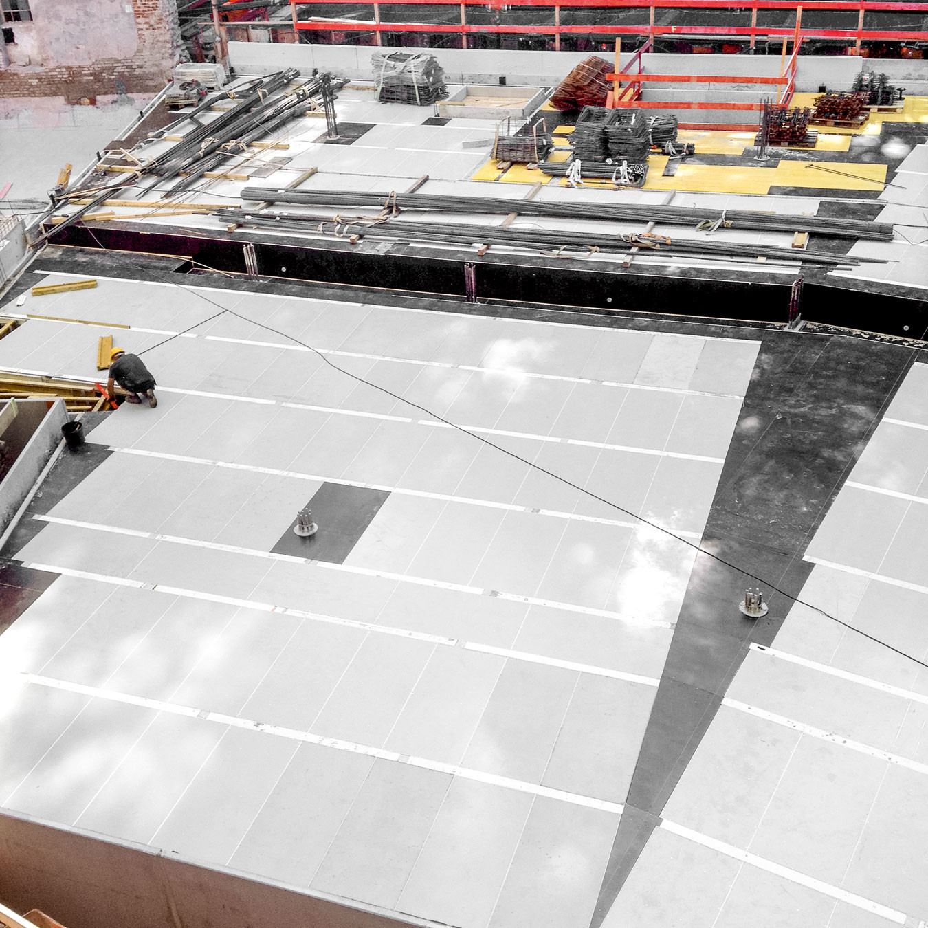 Smooth concrete having been constructed with slab formwork