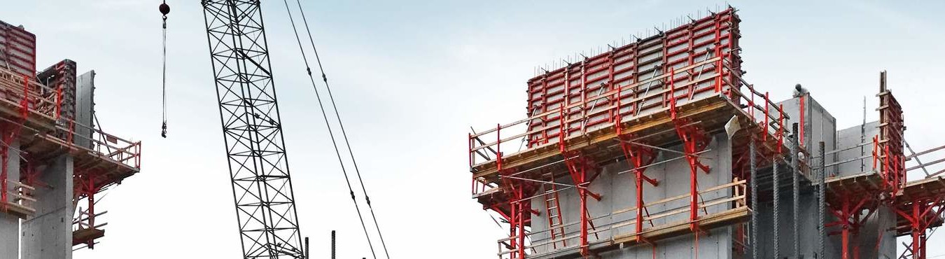 MEVA's KLK climbing formwork product being used in concrete construction