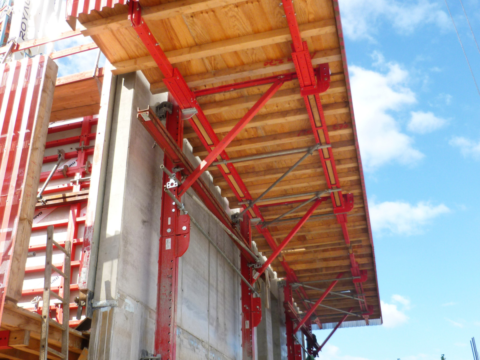 MGC-H-Climbing-Platforms