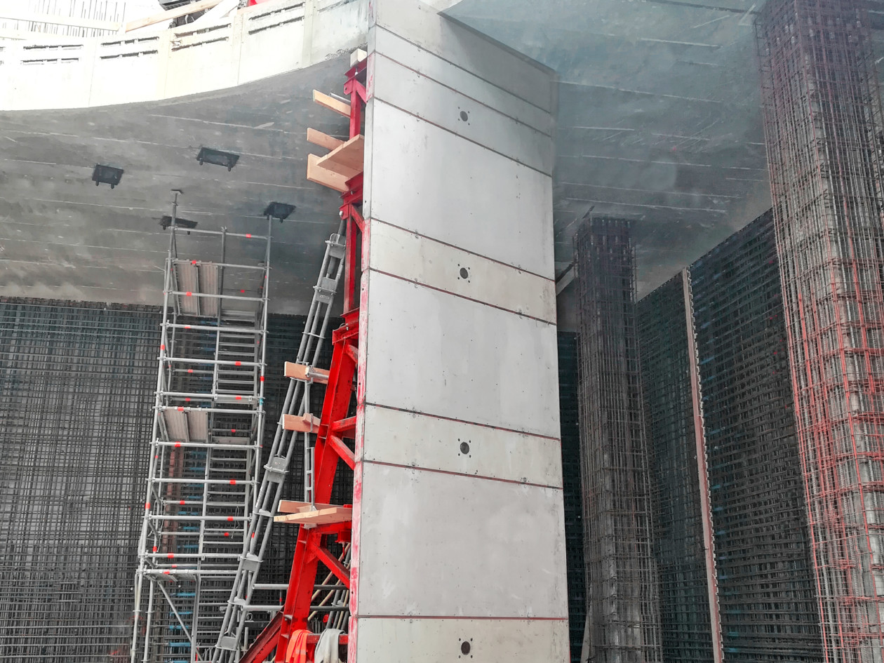 Construction of Roche tower 2 at Basel Switzerland using MEVA climbing formwork