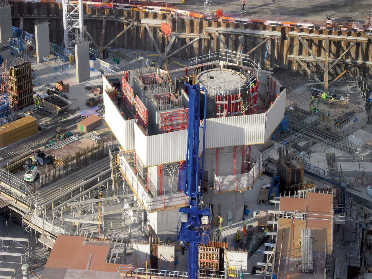 London-Prestigious-MAC-Climbing